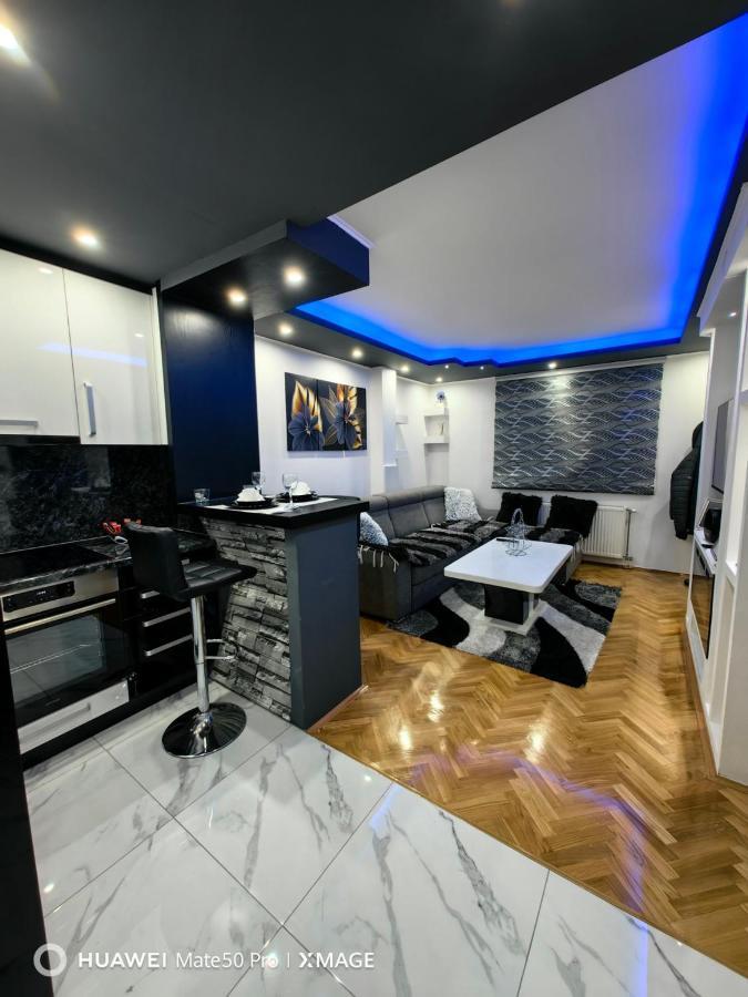 Apartmani Amona Stan Na Dan Ντόμποϊ Εξωτερικό φωτογραφία